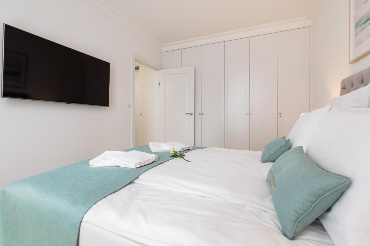 Baltini Premium Apartament Old Town Колобжег Екстер'єр фото