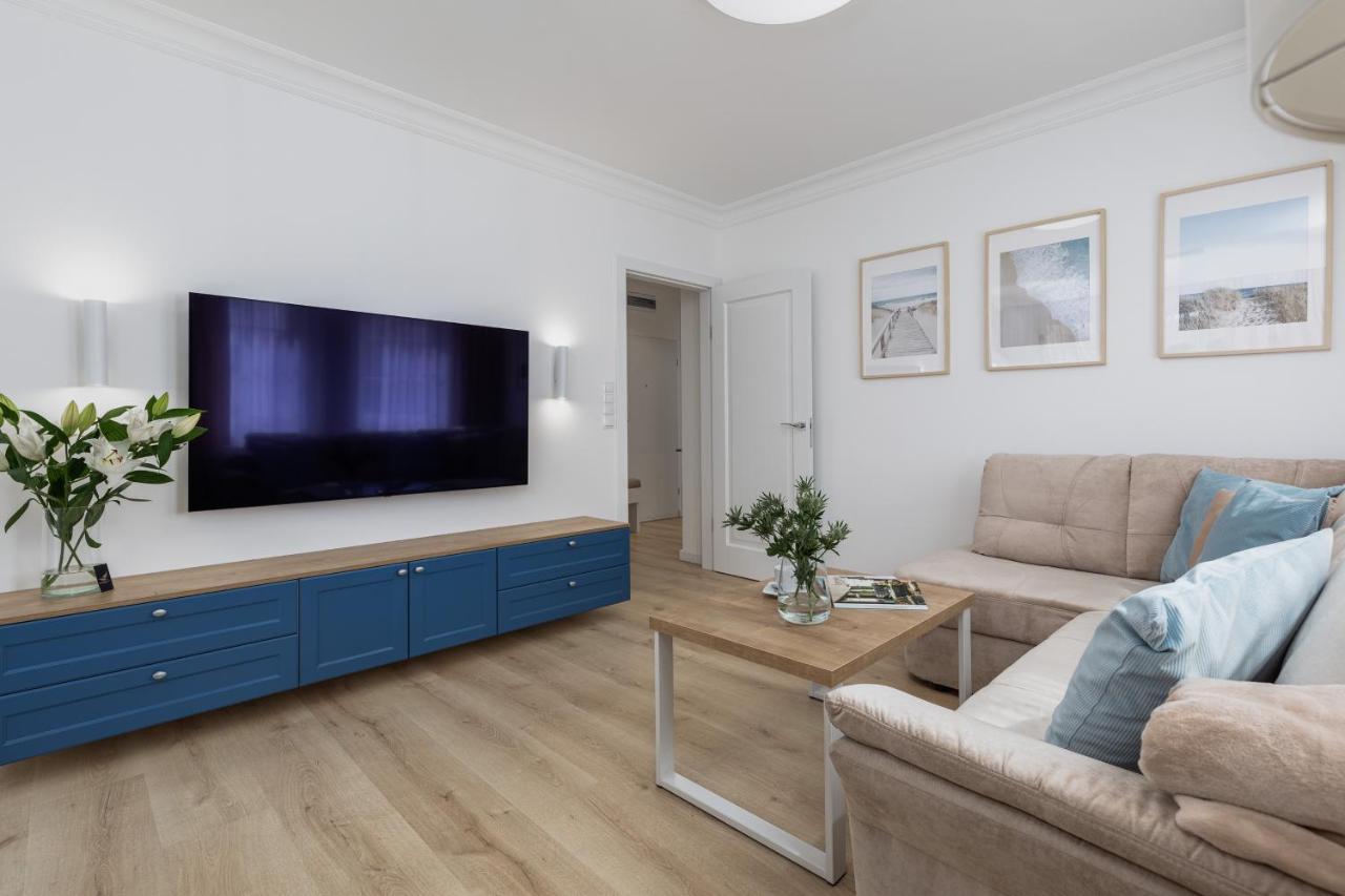 Baltini Premium Apartament Old Town Колобжег Екстер'єр фото